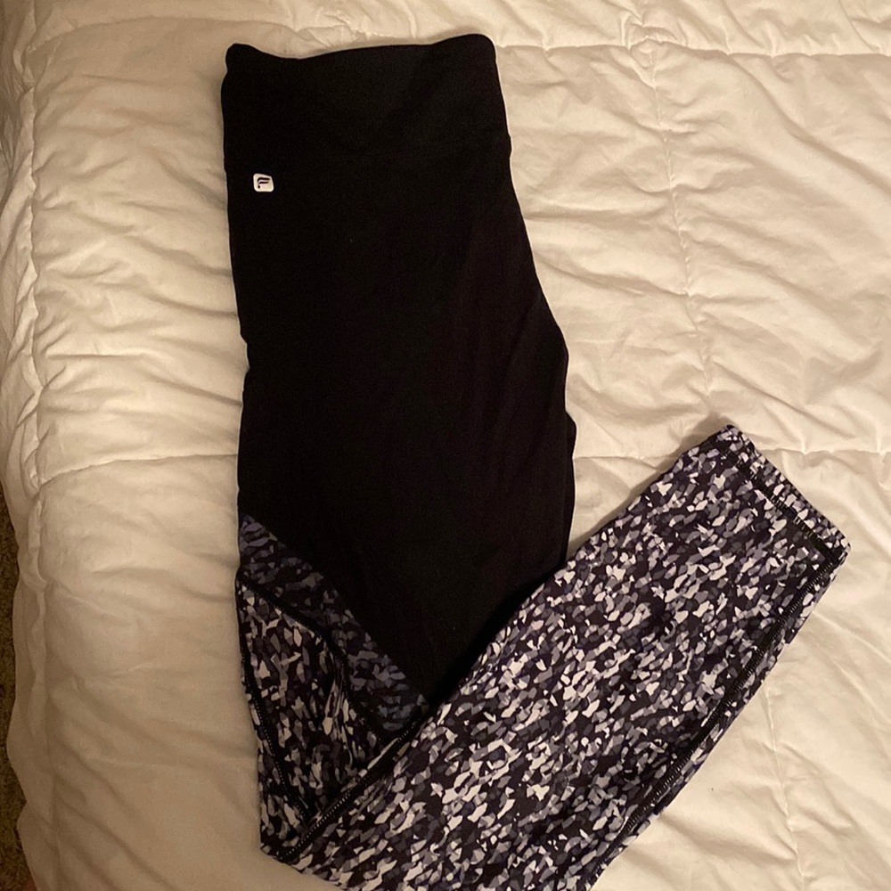 Fabletics High Waisted Black and camo legging